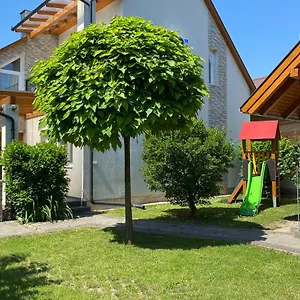 Magyar Apartman Iii. Apartament