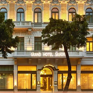 4* מלון Est Grand Savoy